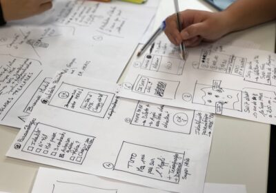 Ghid practic pentru adoptarea strategiilor de business model canvas