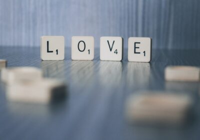 Iubirea în tăcere și ce spune despre tine