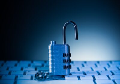 Protejează-ți afacerea: Cum să gestionezi riscurile de securitate cibernetică